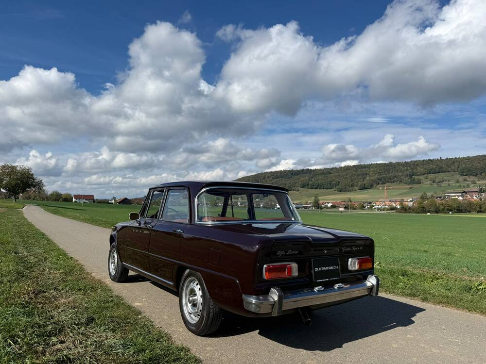 Alfa Romeo Giulia Super 1600 Limousine