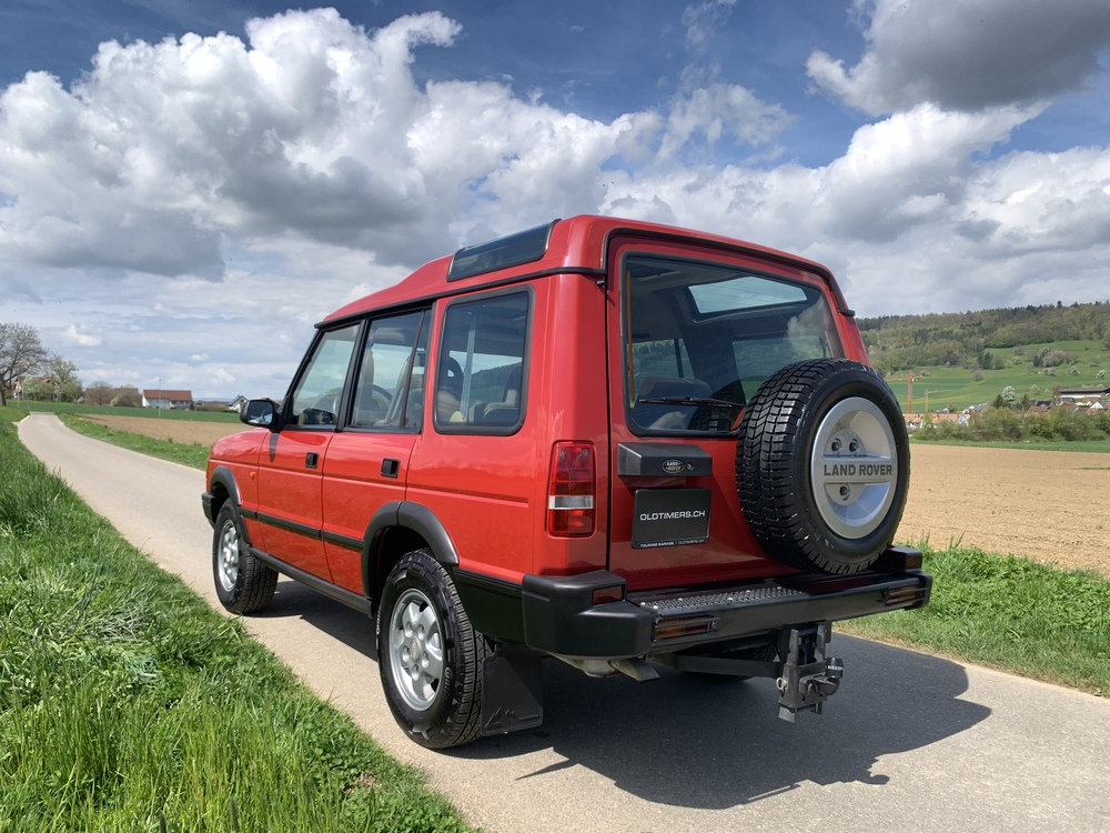 Land Rover Discovery 3.9i Geländewagen