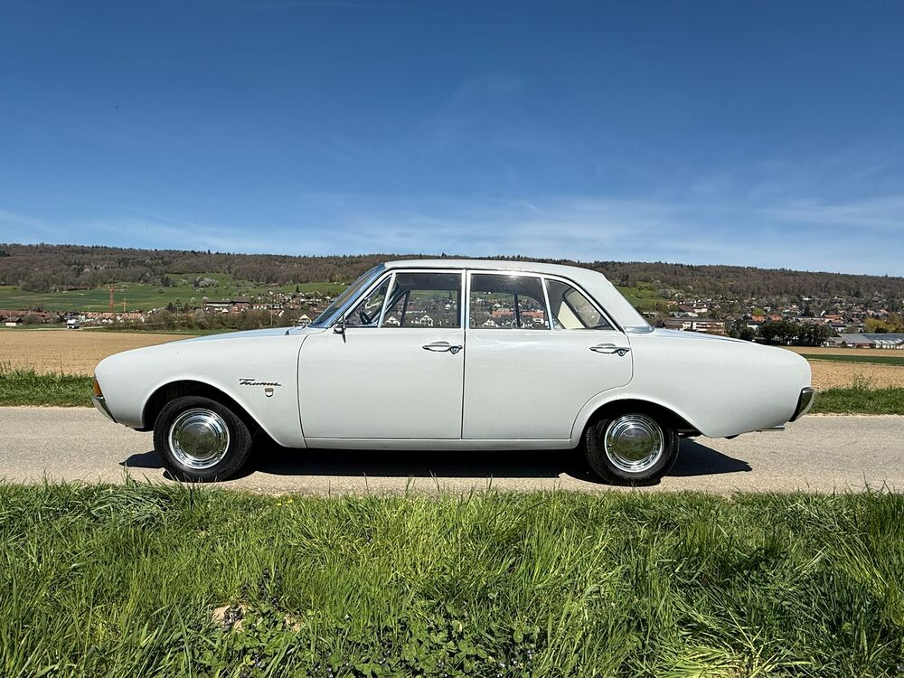 Ford Taunus 17M Super Limousine