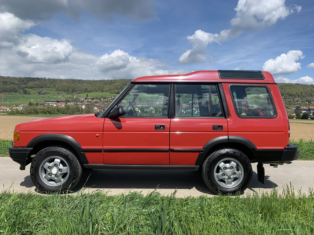 Land Rover Discovery 3.9i Geländewagen