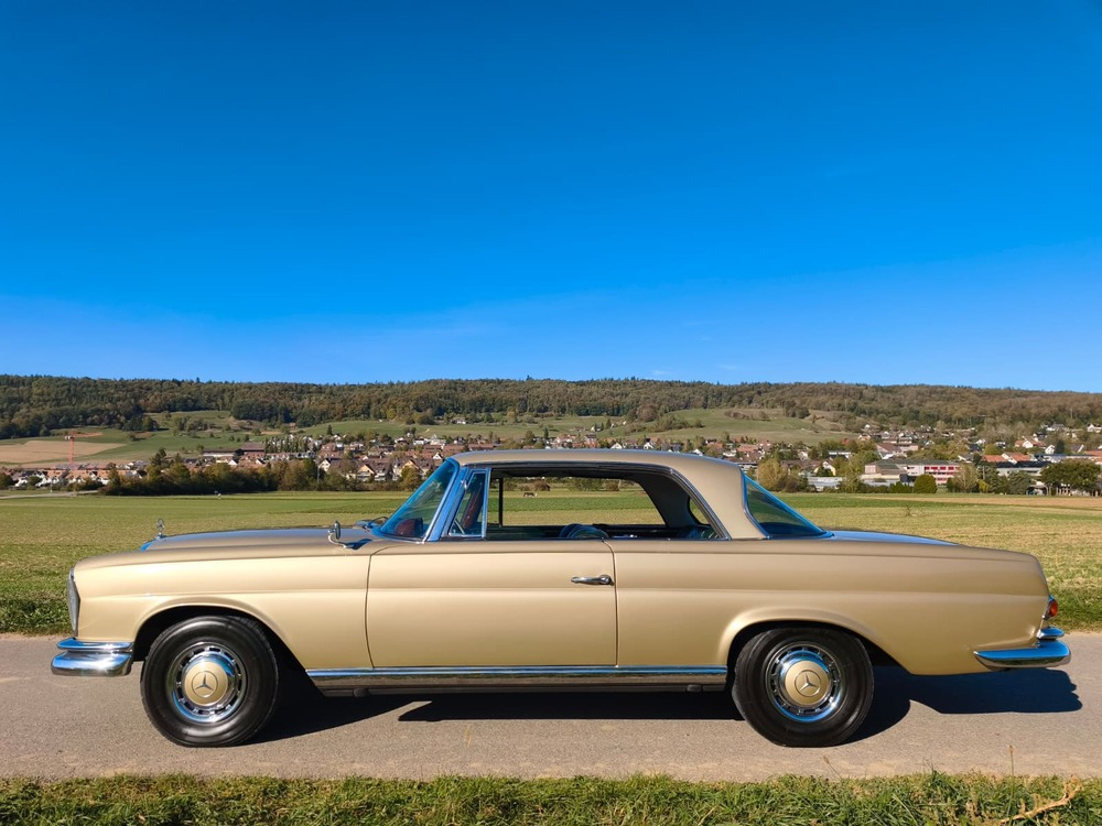 Mercedes-Benz 220 SEb Coupé