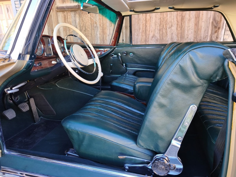 Mercedes-Benz 220 SEb Coupé