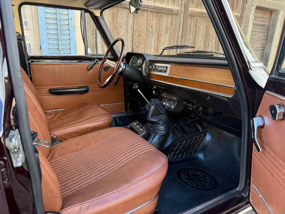 Alfa Romeo Giulia Super 1600 Limousine