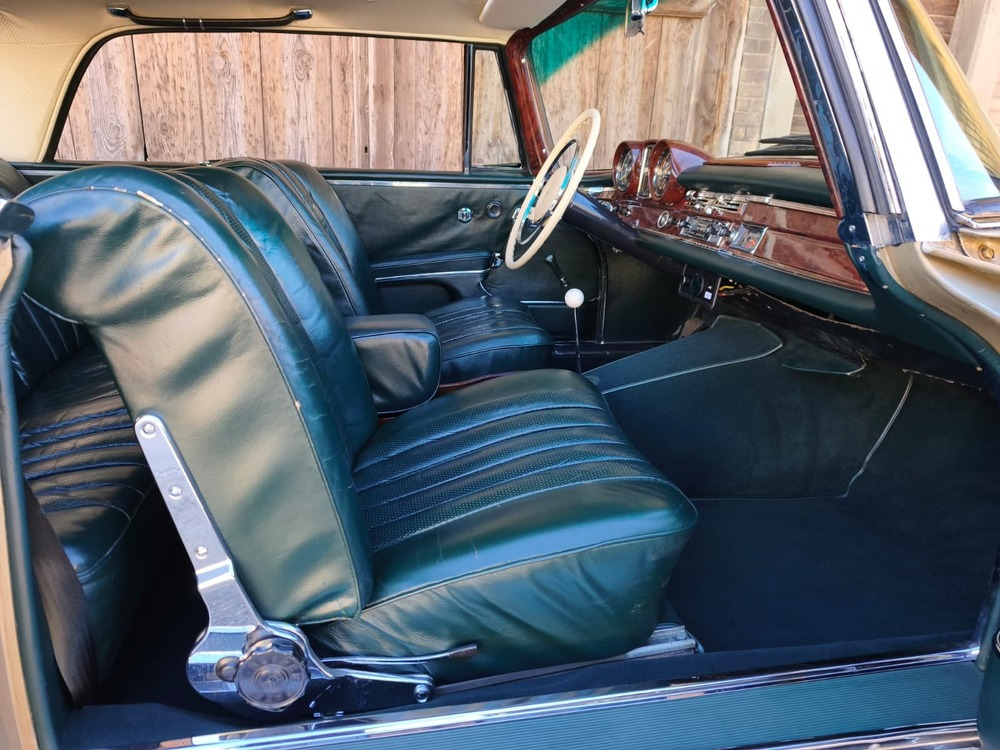 Mercedes-Benz 220 SEb Coupé