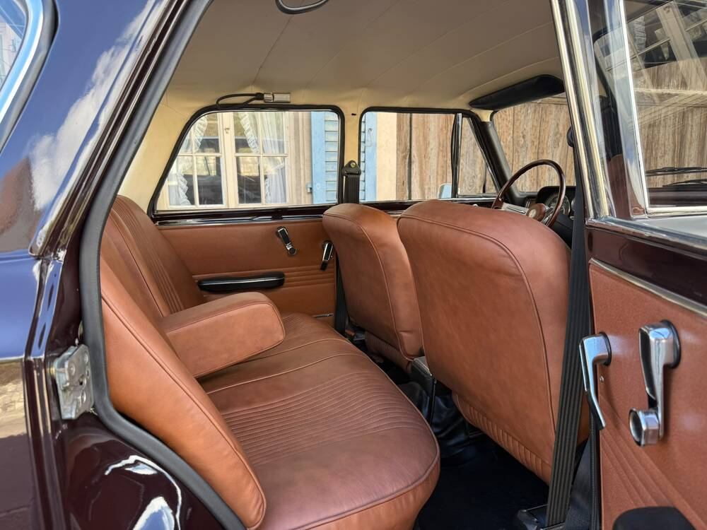 Alfa Romeo Giulia Super 1600 Limousine