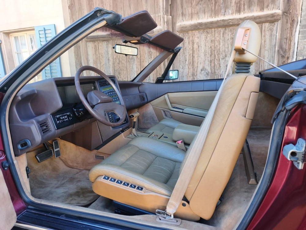 Cadillac Allanté Cabriolet