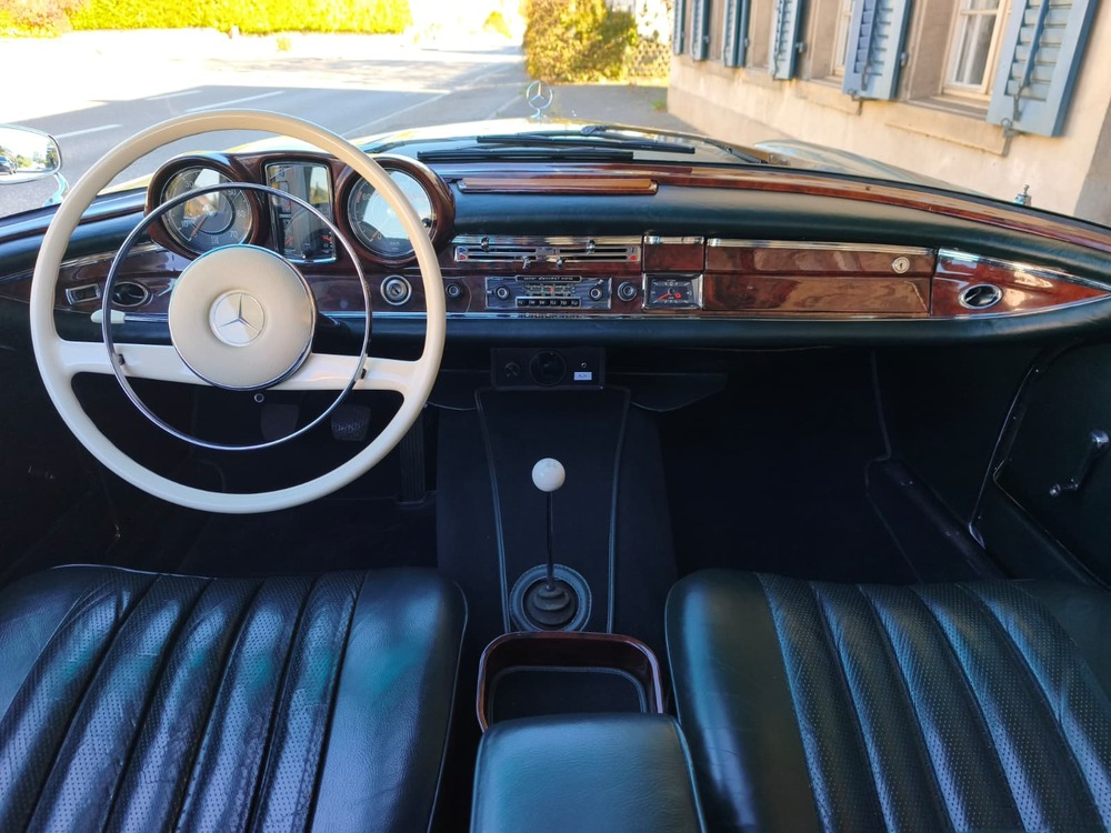 Mercedes-Benz 220 SEb Coupé