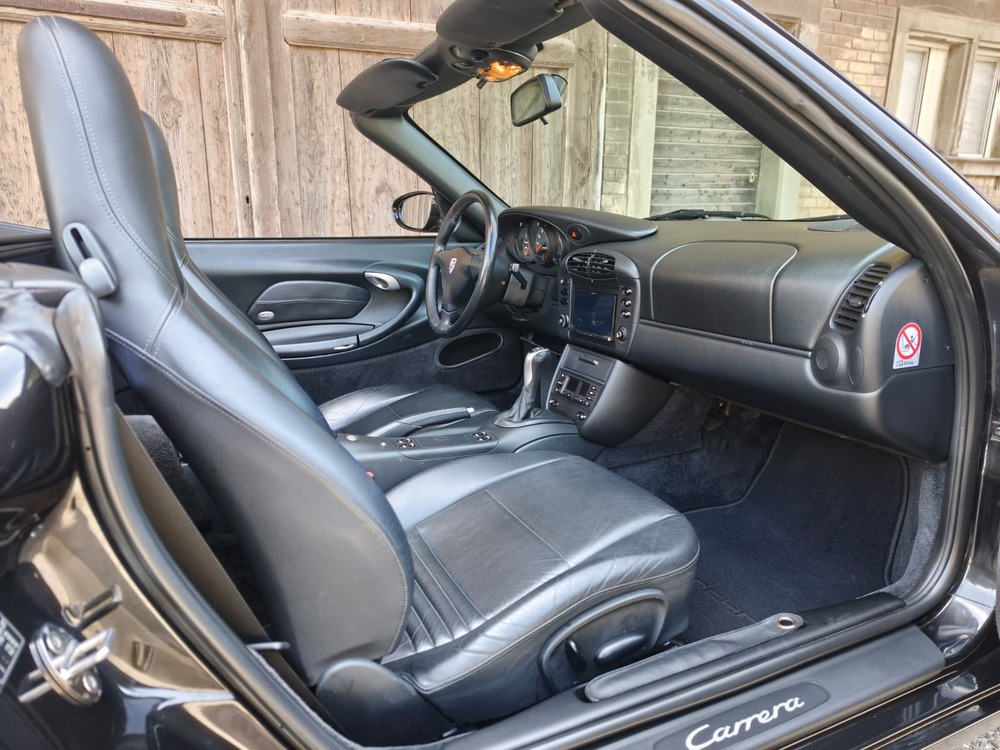 Porsche 911 Carrera Cabriolet