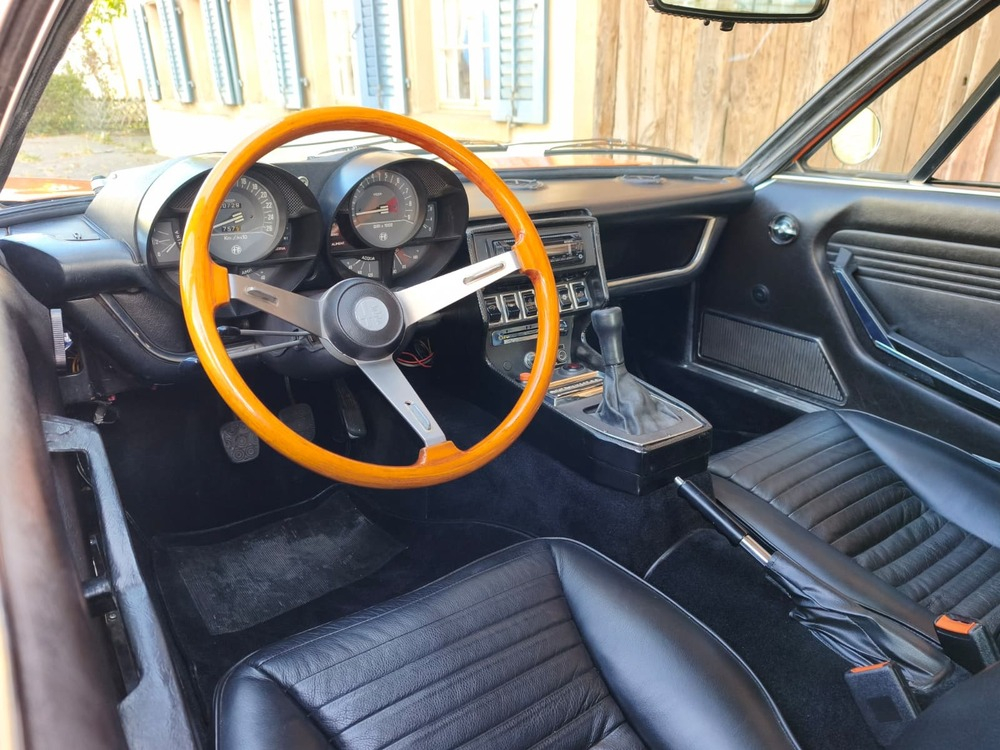 Alfa Romeo Montreal Coupé