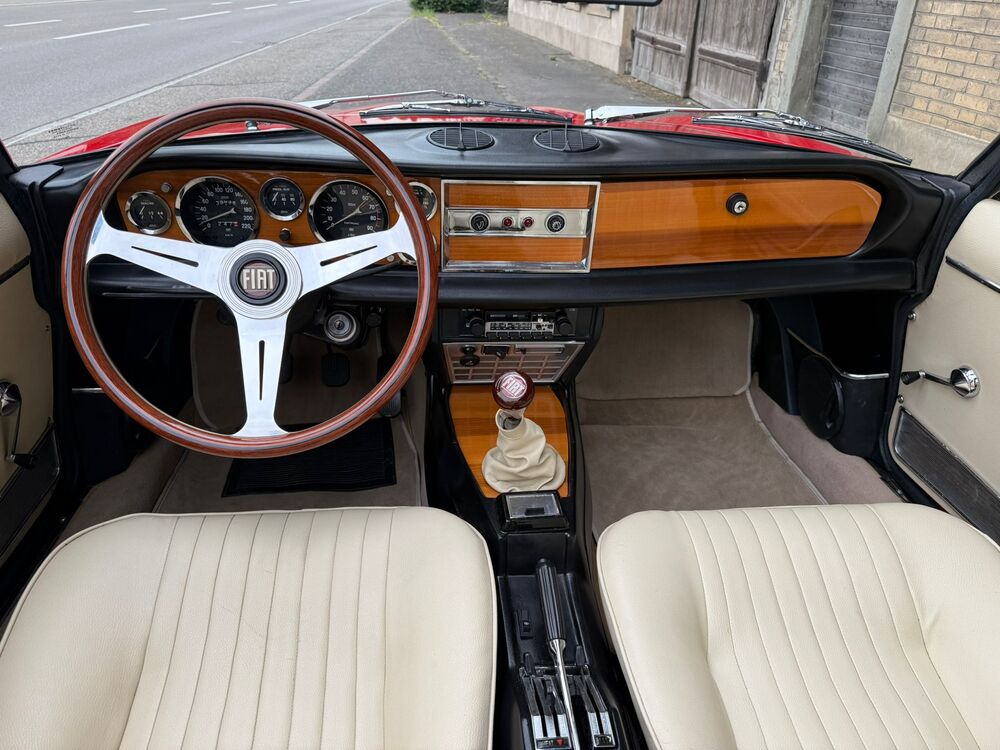 Fiat 124 Sport Spider 1600 Cabriolet