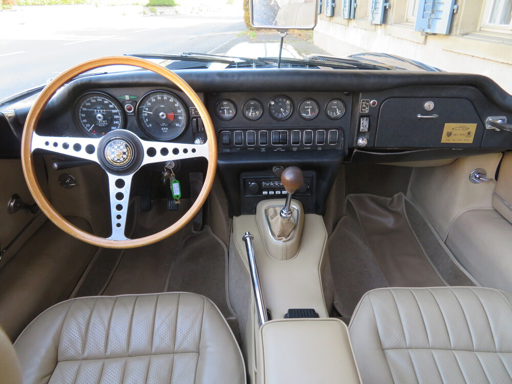 Jaguar E-Type 4.2 Cabriolet