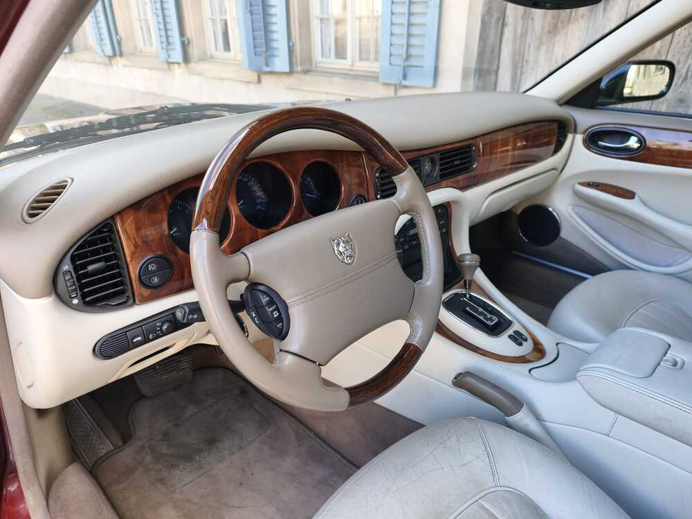 Jaguar XJ 4.0 V8 Sovereign Limousine