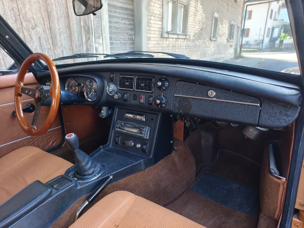 MG MGB GT Coupé