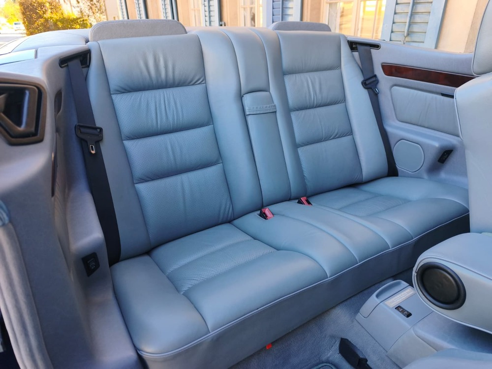 Mercedes-Benz 300 CE-24 Cabriolet