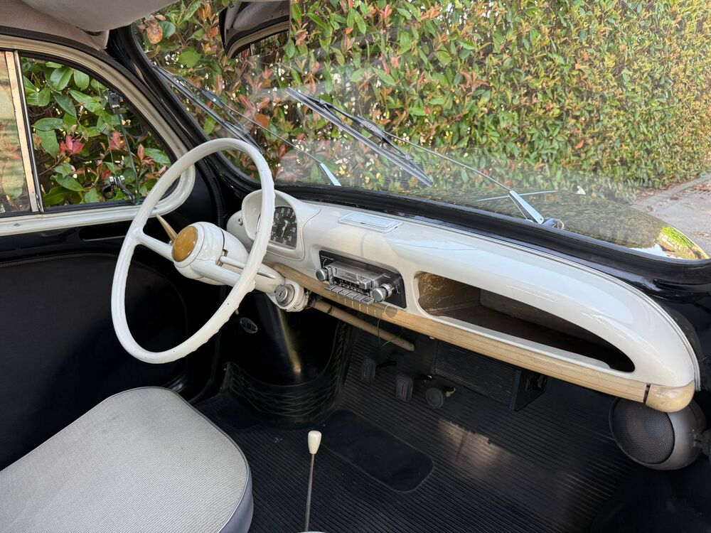 Renault 4 CV Limousine