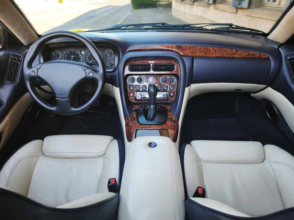 Aston Martin DB7 Vantage Volante Cabriolet