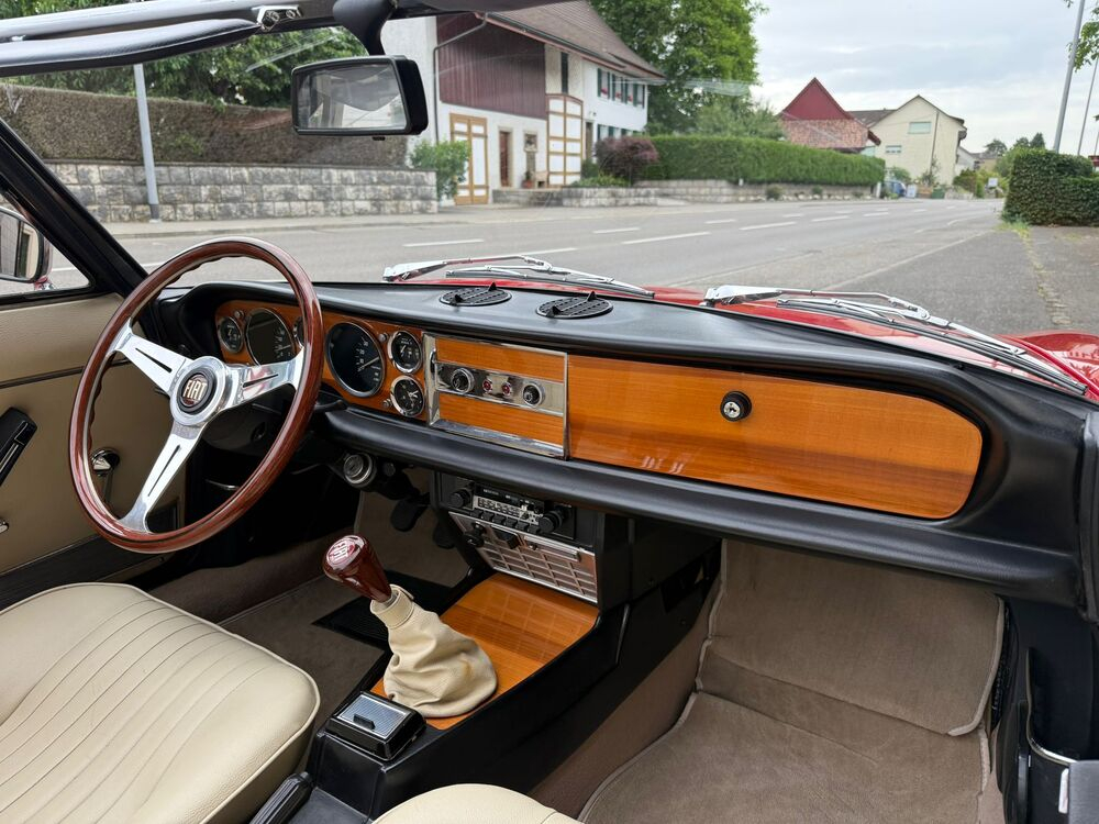 Fiat 124 Sport Spider 1600 Cabriolet