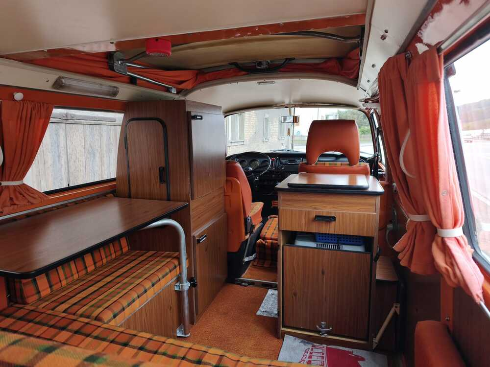 VW T2b Westfalia Camper