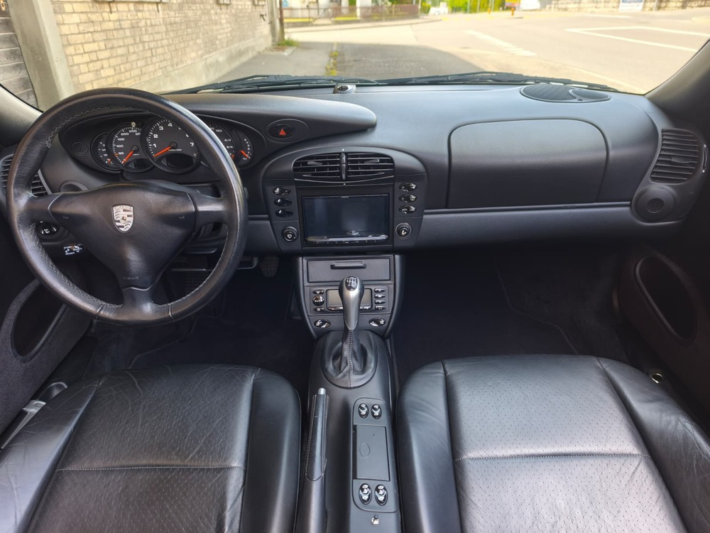 Porsche 911 Carrera Cabriolet