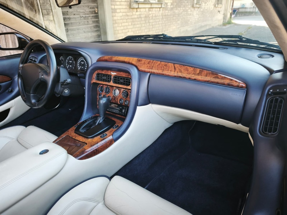 Aston Martin DB7 Vantage Volante Cabriolet