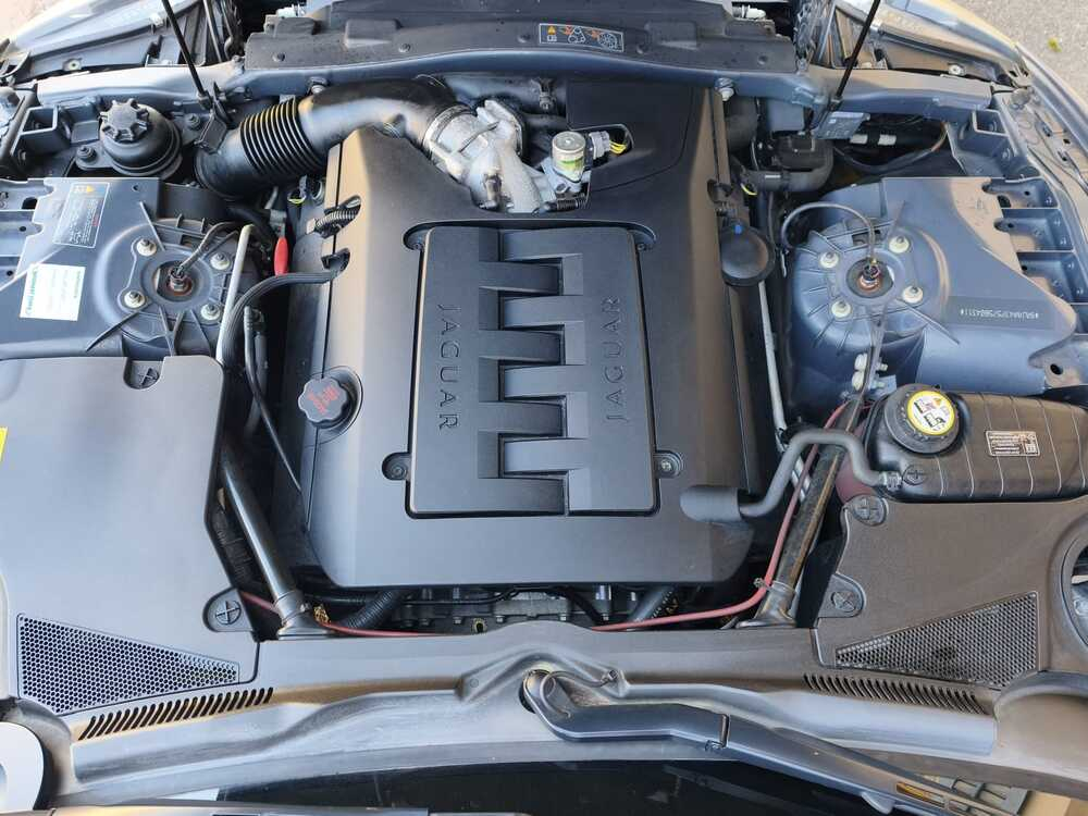 Jaguar XK 4.2 V8 Coupé