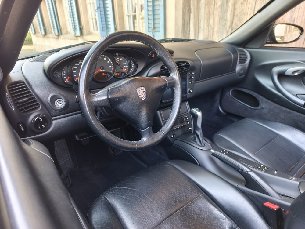 Porsche 911 Carrera Cabriolet