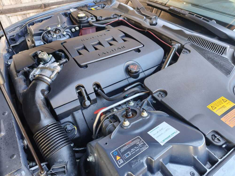 Jaguar XK 4.2 V8 Coupé