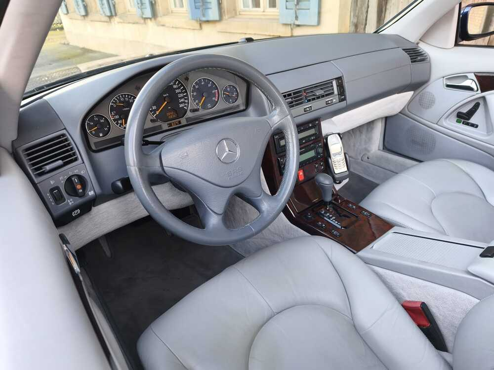 Mercedes-Benz SL 320 Cabriolet