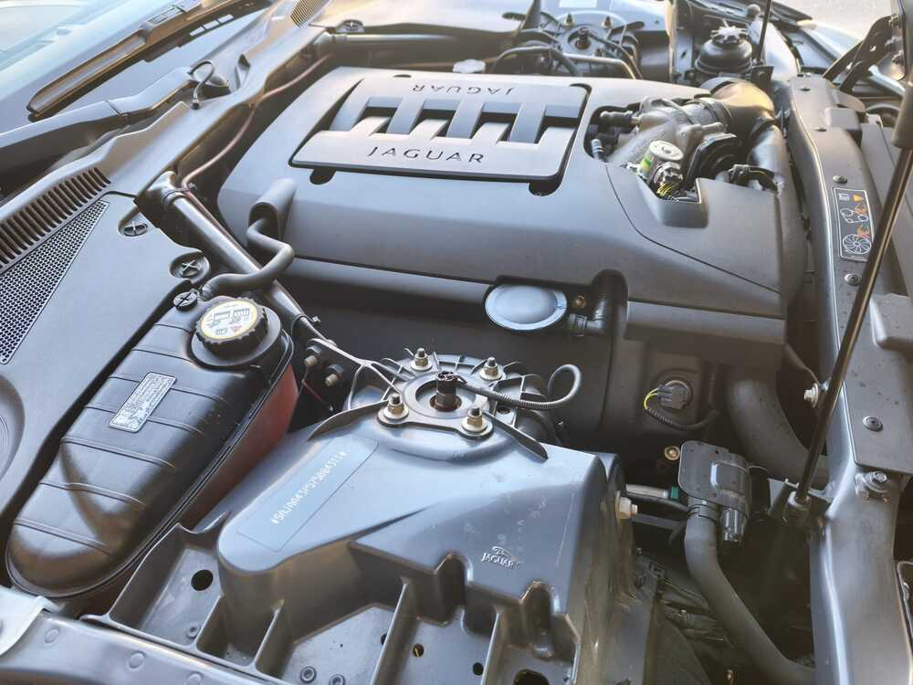 Jaguar XK 4.2 V8 Coupé