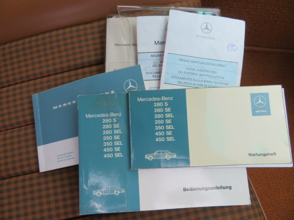 Mercedes-Benz 450 SE Limousine