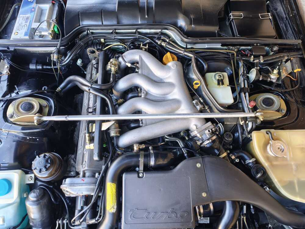 Porsche 944 Turbo Cabriolet