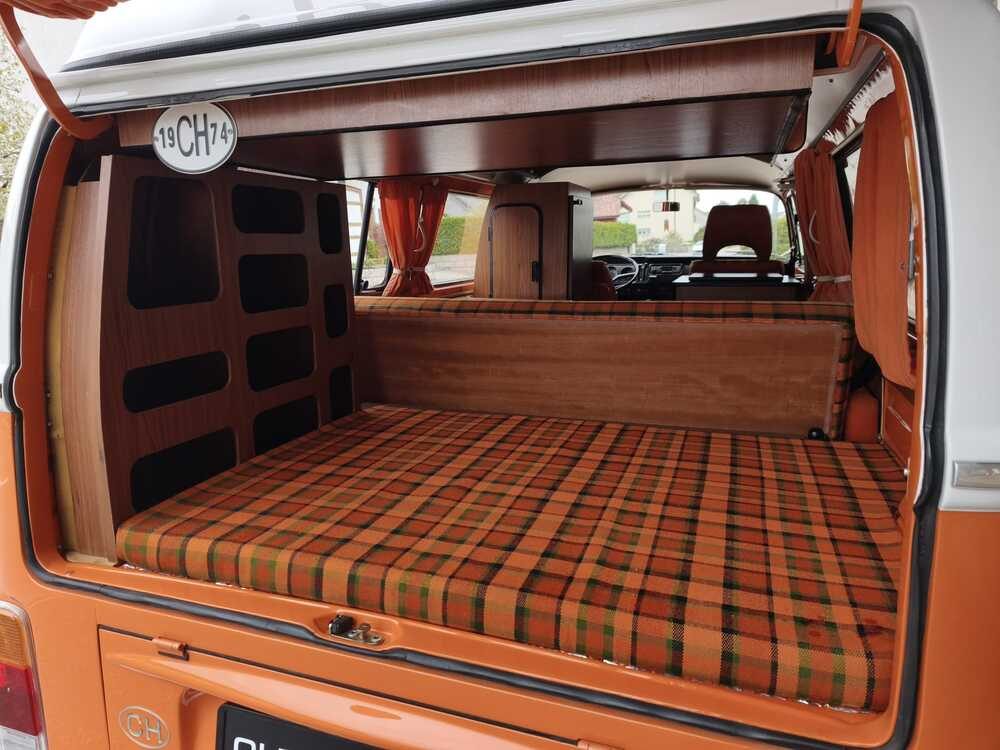 VW T2b Westfalia Camper