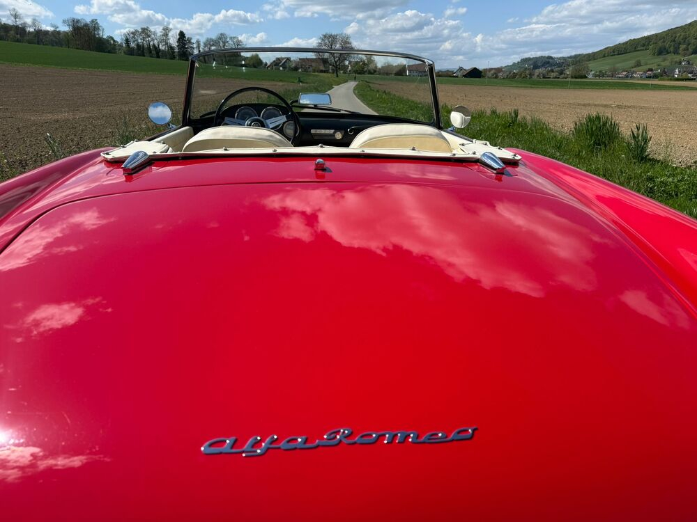 Alfa Romeo 2000 Touring Spider Cabriolet