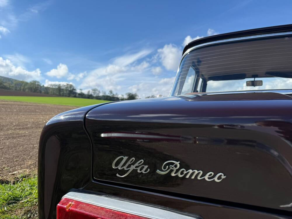 Alfa Romeo Giulia Super 1600 Limousine