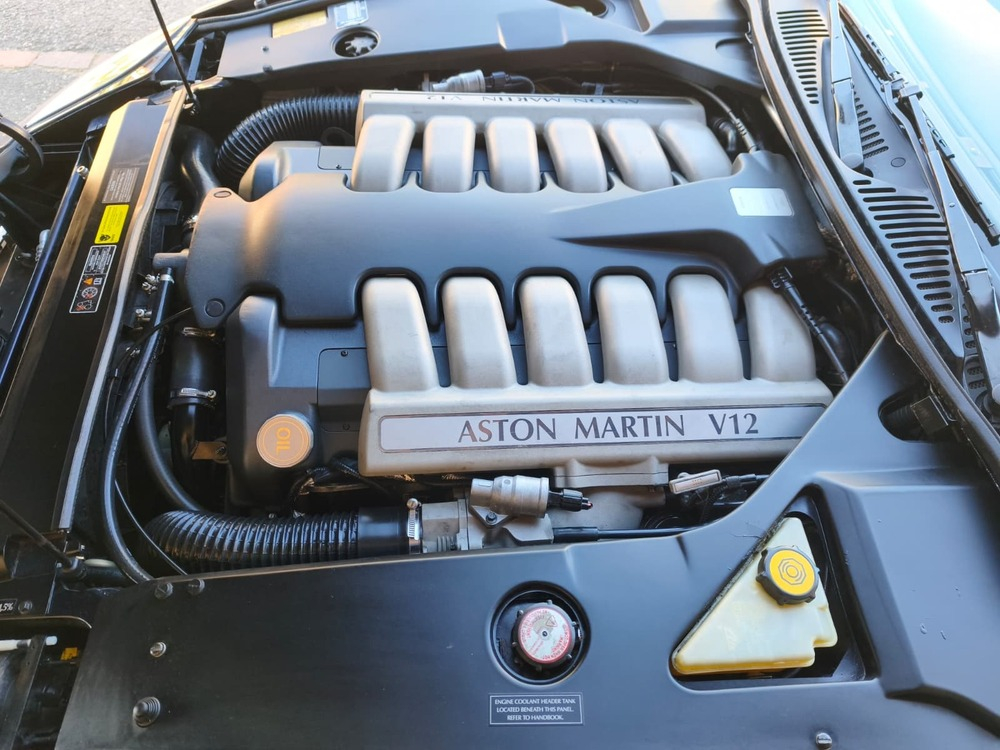 Aston Martin DB7 Vantage Volante Cabriolet