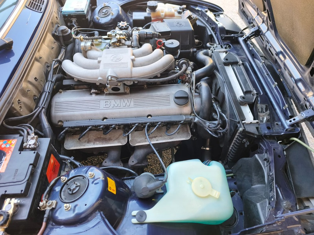 BMW 325i Cabriolet