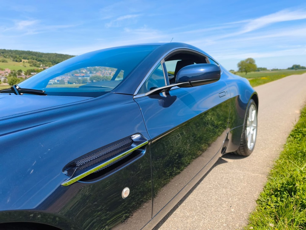 Aston Martin V8 Vantage 4.3 Coupé