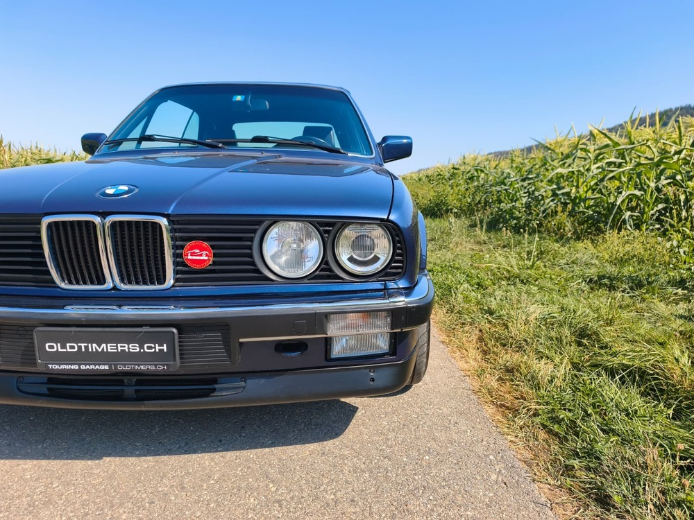 BMW 325i Cabriolet