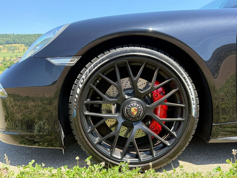 Porsche 911 Carrera 4 GTS PDK Cabriolet