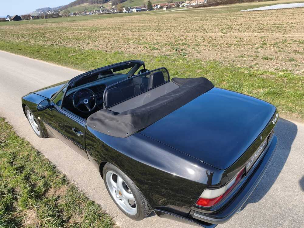 Porsche 944 Turbo Cabriolet