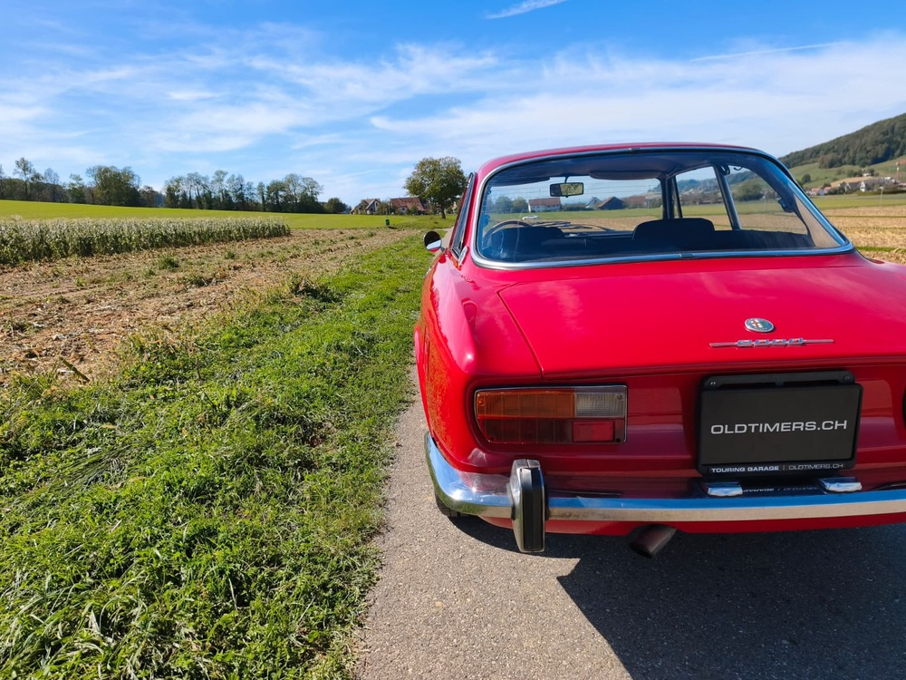 Alfa Romeo GTV 2000 Coupé