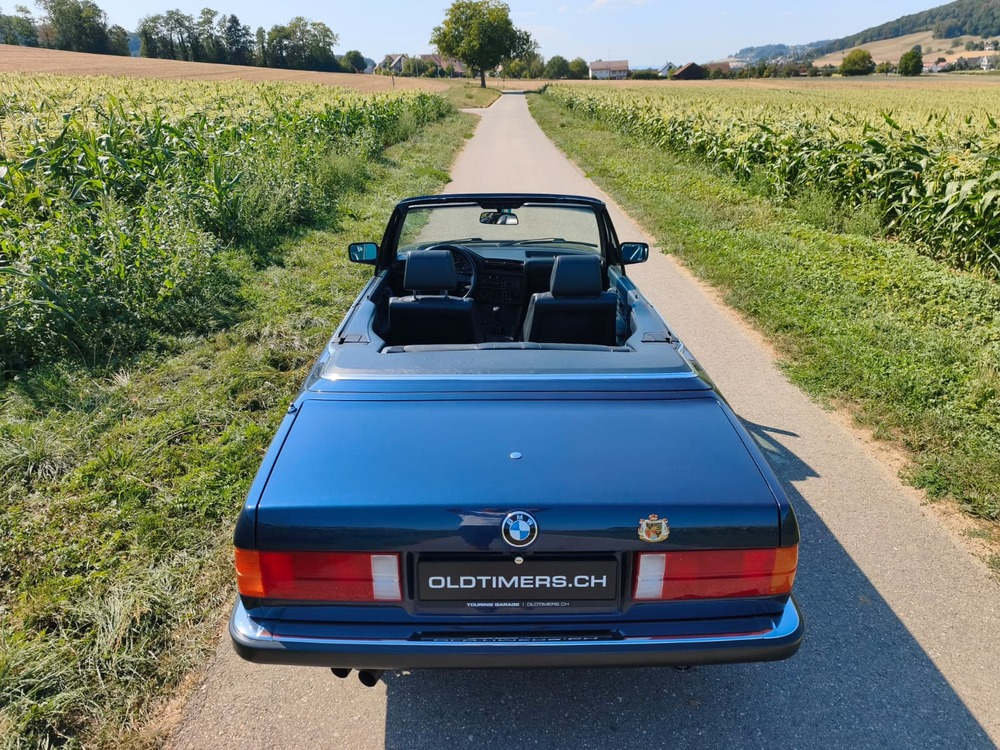 BMW 325i Cabriolet
