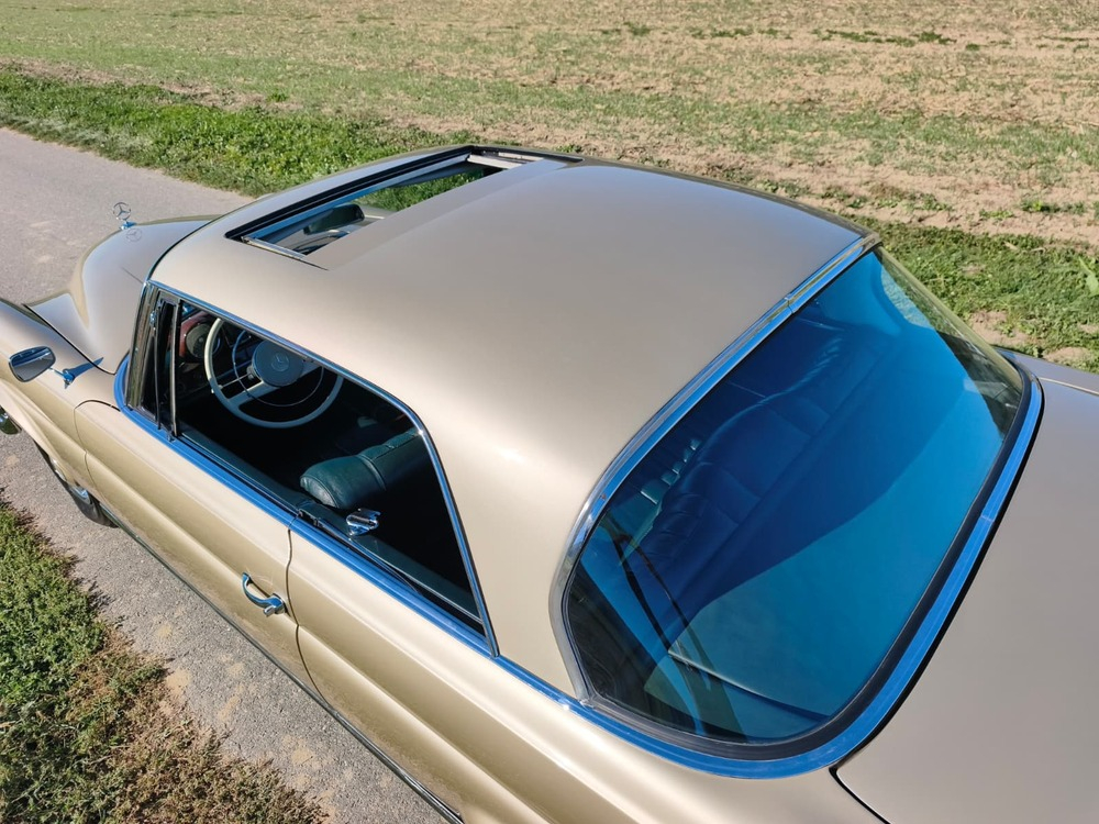Mercedes-Benz 220 SEb Coupé
