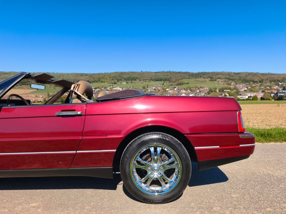 Cadillac Allanté Cabriolet