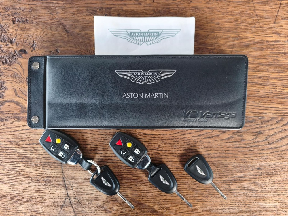 Aston Martin V8 Vantage 4.3 Coupé