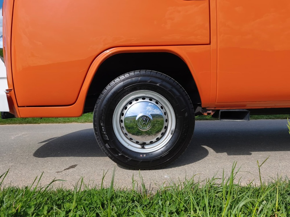 VW T2b Westfalia Camper