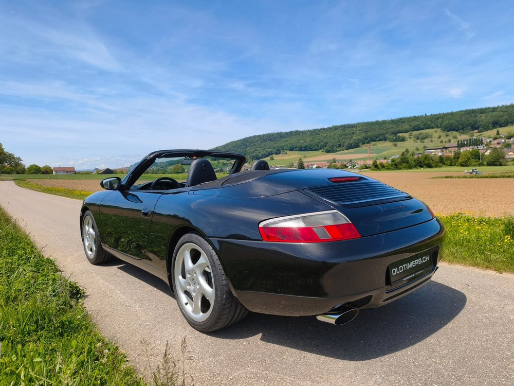 Porsche 911 Carrera Cabriolet