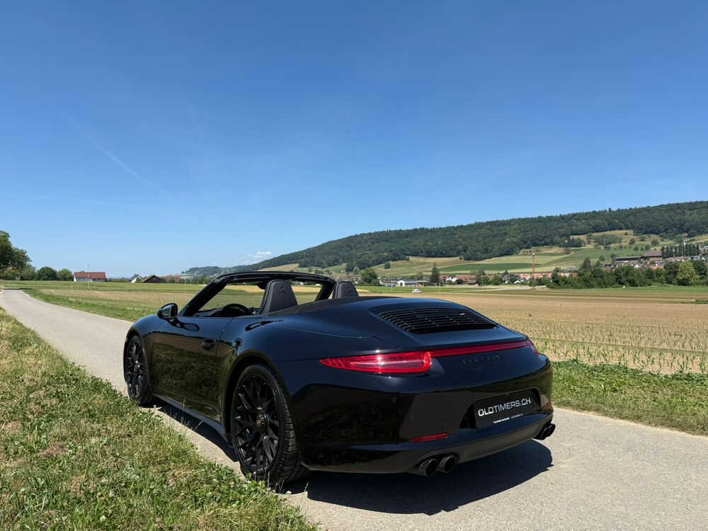 Porsche 911 Carrera 4 GTS PDK Cabriolet