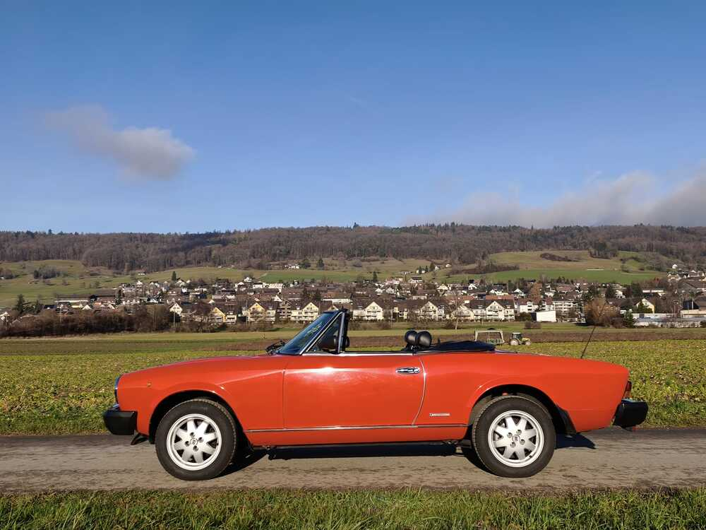 Fiat 124 Spider Cabriolet