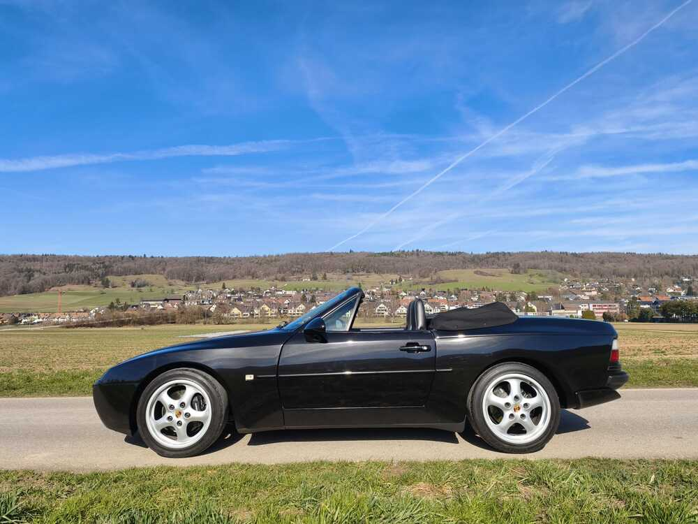 Porsche 944 Turbo Cabriolet